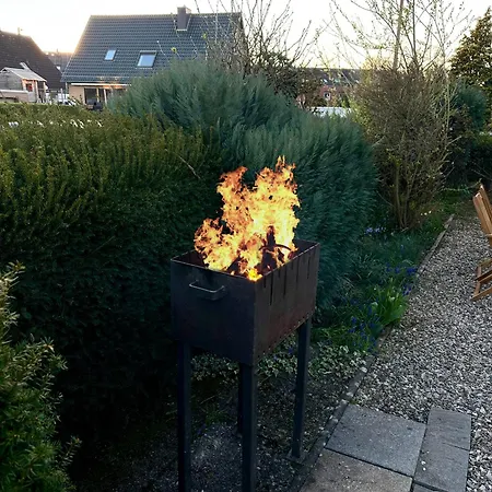 Geraeumiges Haus Mit Sauna & Terrasse, Golf & Messe * لاتزن