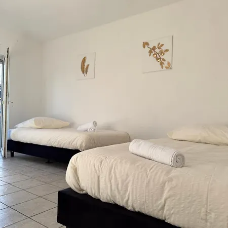 بيت للعطل Geraeumiges Haus Mit Sauna & Terrasse, Golf & Messe *