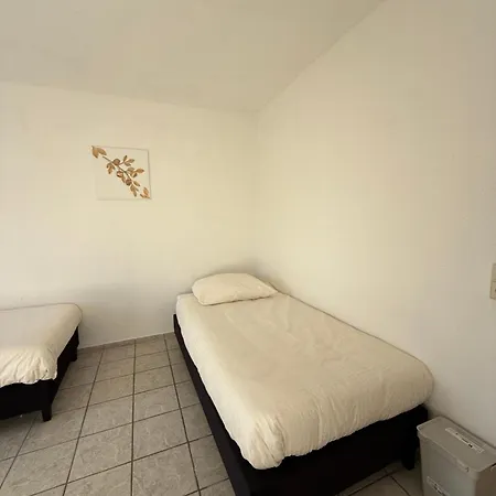 بيت للعطل Geraeumiges Haus Mit Sauna & Terrasse, Golf & Messe *